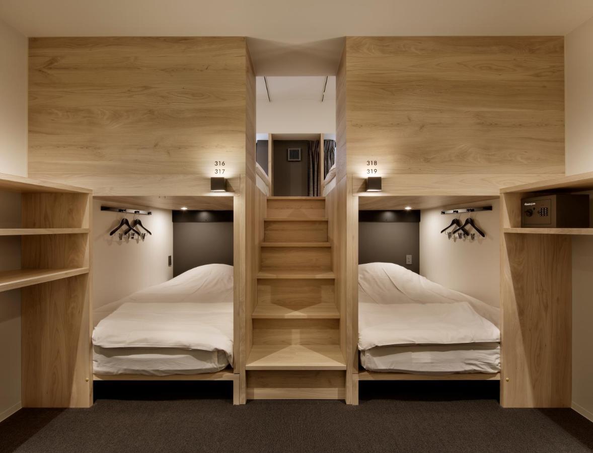 Piece Hostel Sanjo Кіото Екстер'єр фото